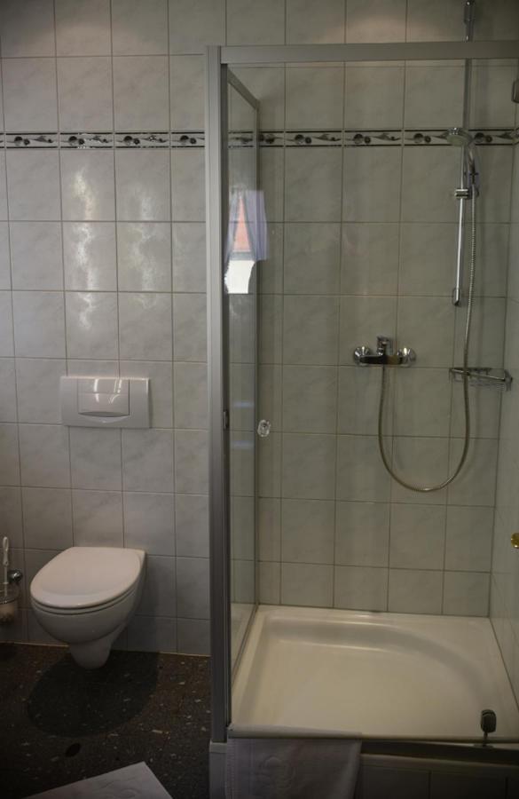 Gasthof Zum Goldenen Schiff - Lehm, Stil & Altstadtflair Marktbreit Eksteriør billede